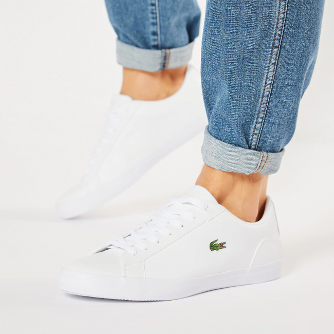 giày lacoste